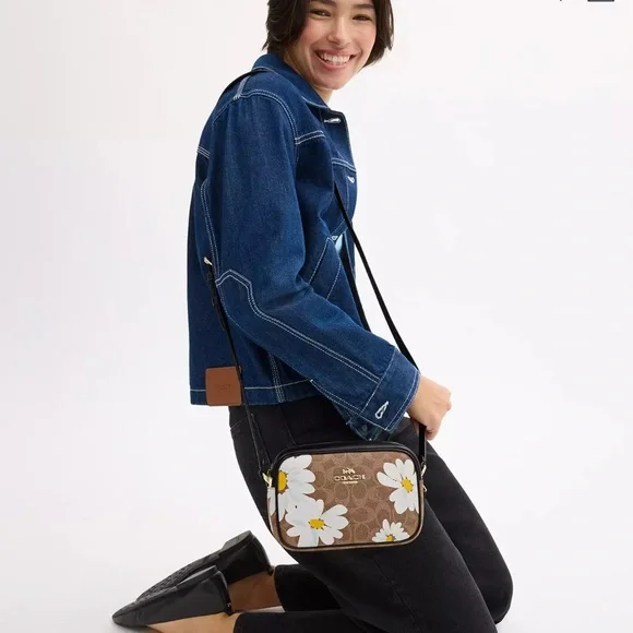NWT💃Coach Mini Jamie Camera Crossbody Bag In Signature Canvas With Floral Print - Picture 9 of 10